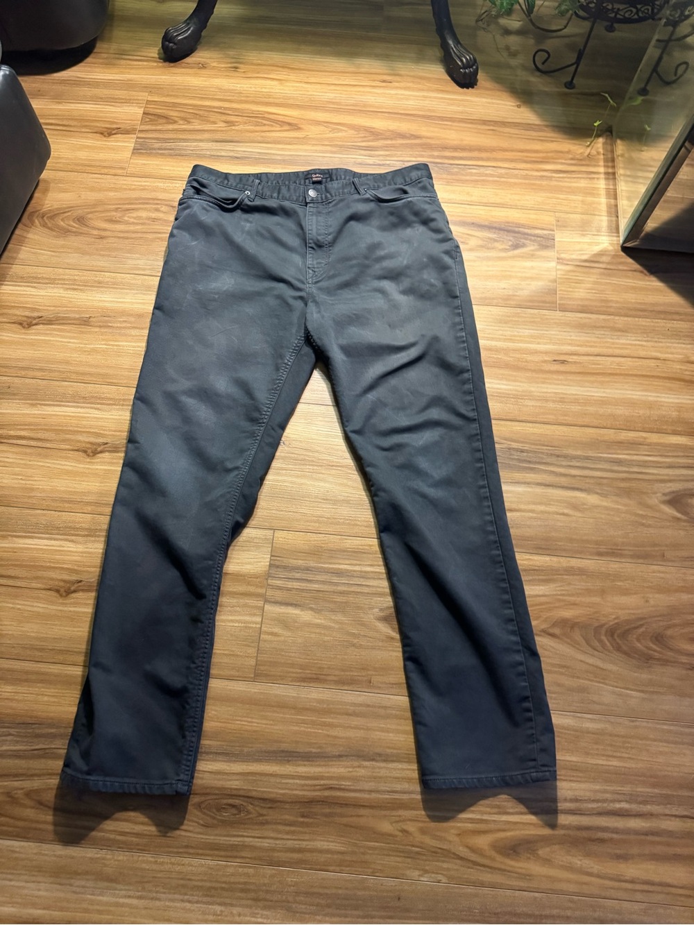 Quince Men's Straight Jeans in Grey